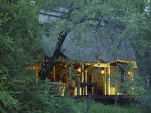 Rhino Post Safari Lodge - Dining Area