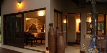Serondella Game Lodge outside