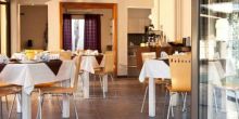 Villa Violet dining